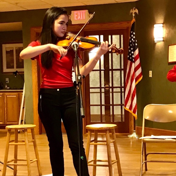 Meet your Posher, Lydia - Picture 1 of 1